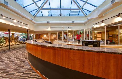 North Central Edmonton Hotel | Edmonton Inn and Conference Centre