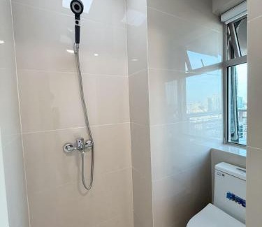 Lujiazui Apartment | EHUB - Super Rare 4Bedroom 4Bathroom Luxury Bund View Apartment