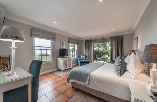 Raithby House | Eikendal Lodge