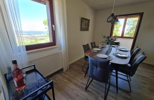 Dettingen unter Teck Apartment | Einssein-Bergfried