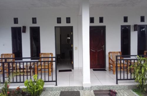Moni House | EJA GUEST HOUSE