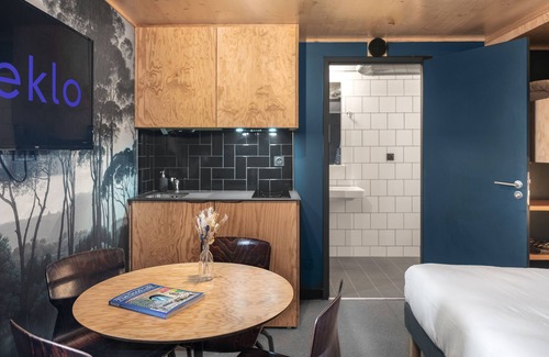 Serris Hostel | Eklo Marne La Vallée