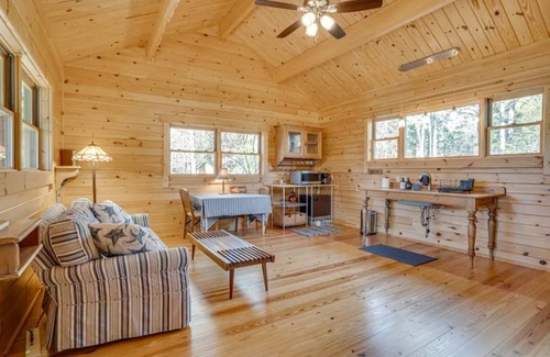 Ridge Cabin | El Camino