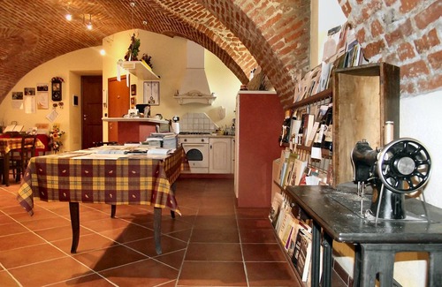 Flesie Bed & Breakfast | EL CAVAJER) yellow room