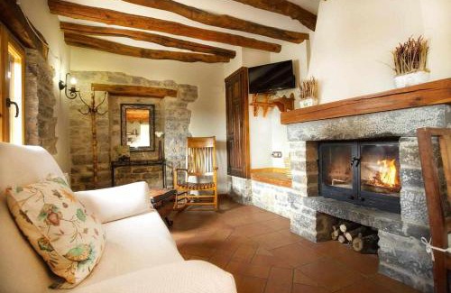 Ainsa-Sobrarbe House | El Corral de Villacampa