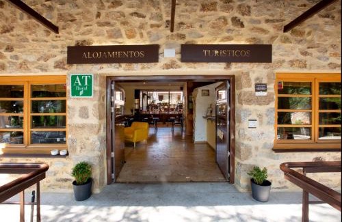 Santa Maria de la Alameda Apartment | El Cuartel de Santa María