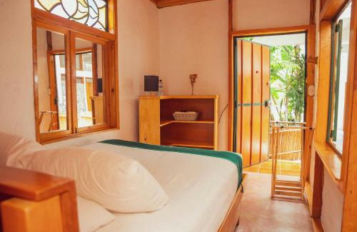 San Marcos La Laguna Hotel | El Dragon Hotel