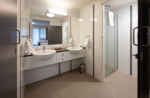 Marysville Hotel | El Kanah Retreat