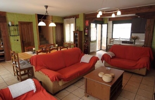 Navaluenga Cottage | El Mirador del Alberche III Self catering (10-18 people)