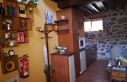 Bonilla de la Sierra House | El Mirador del Gato, rustic loft with spectacular views
