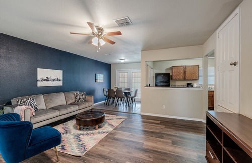 Northwest Los Angeles Heights House | El Monte - 20% OFF Entire 4BR Home in Great Location w/Backyard - Fast WiFi