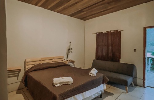 San Cristobal Acasaguastlan Hotel | El Olvido
