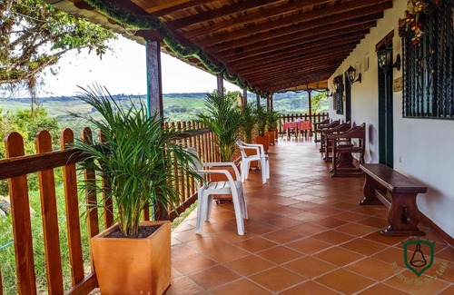 Guadalupe House | El Portal De Don Luis