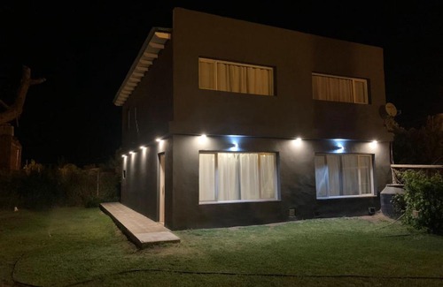 Confluencia Department House | El Retiro CASA 3 DORMITORIOS