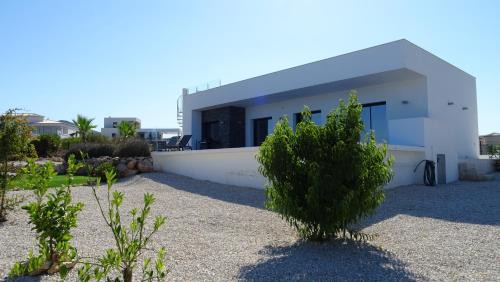 Rafol de Almunia Villa | El Sol Blanco