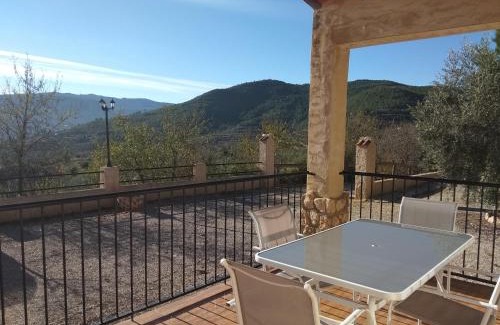 Yeste House | El Tejo Yeste y Mirador del Segura