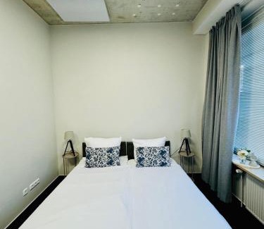 Osdorf Apartment | ElbApartment 29 qm mit eigenem Badezimmer