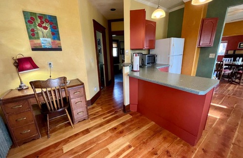 Lazear House | Elderberry Farmhouse at Zenzen Gardens