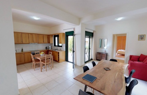 Asprouliani Villa | Eleanna villas. Villa Athena