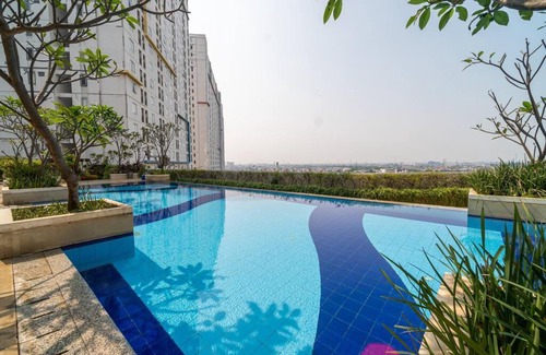 Jatinegara Apartment | Elegance 2BR @ Bassura City East Jakarta/Netflix