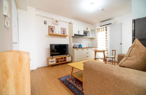 Jatinegara Apartment | Elegance 2BR @ Bassura City East Jakarta/Netflix