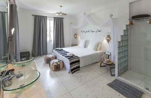 El Vedado House | Elegancia Suites Habana