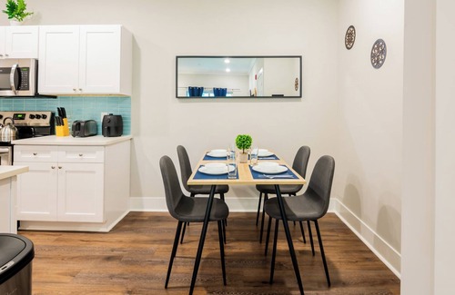 Port Wentworth Apartment | Elegant 2-bedroom apartment with AC, fitness room - E