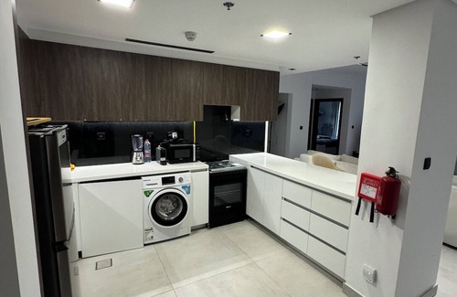 Bur Dubai Apartment | Elegant 2-Bedroom, 2-Bath Luxury Apartment in the Heart of Je VC