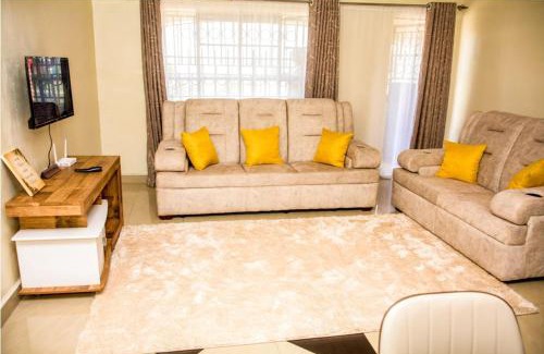 Eldoret Apartment | Elegant 2 Bedroom Apartment close to Rupa Mall, Noble Hotel,Poa PLace, Mediheal hospital, TopHill Hospital and St Lukes Hospital