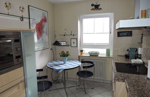 Baden-Baden Apartment | Elegant 2-room appartment in Baden Baden nestled in the surrounding lushhills
