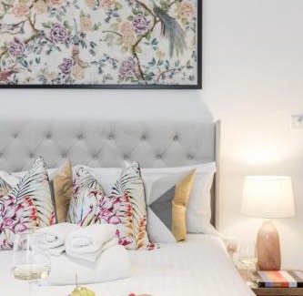 Holland Park Apartment | Elegant 3Bed Apartment in Kensington Olympia