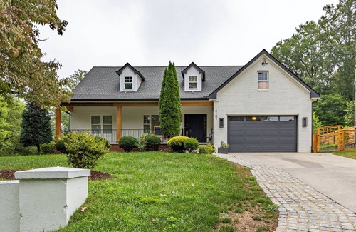 Annandale House | Elegant 6BR Retreat; Near*DC With Gym*&*Outdoor*Spacenn