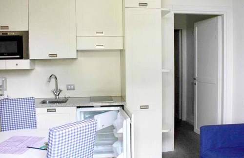 Meina Apartment | Elegant Apartment in Meina with Lake View