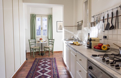 Duomo Apartment | Elegant Apartment in the heart of Florence with terrace