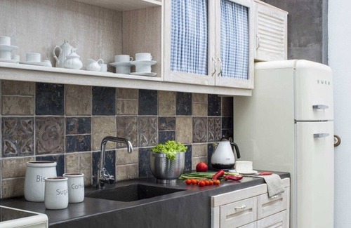 Astypalaia Villa | Elegant Astypalaia Villa | Villa Ble | Air Conditioning | Hot Tub | 2 Bedrooms.