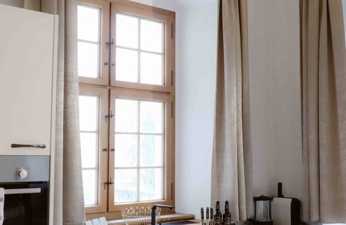 Aurolzmunster Apartment | Elegant Castle Escape Near Austria’s Top Thermes