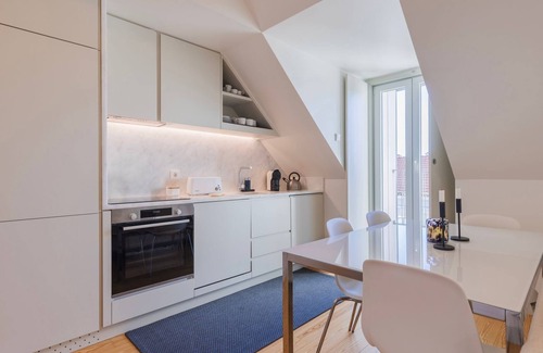 Alfama Apartment | Elegant City Stay in Graça by LovelyStay