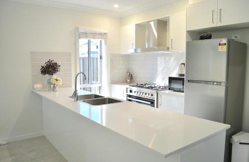 Leppington House | Elegant & Convenient New House at Leppington