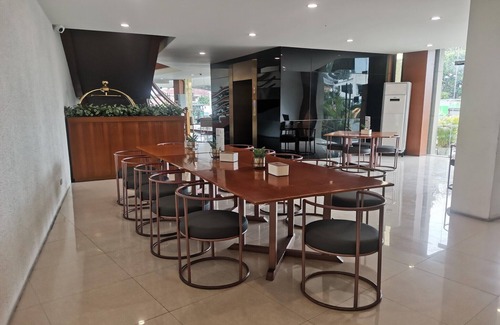 Angeles City House | Elegant Family Suite Near Clark Airport Pampanga