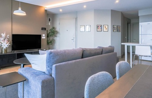 Kabatas Apartment | Elegant Flat 3 min to Cihangir in Taksim