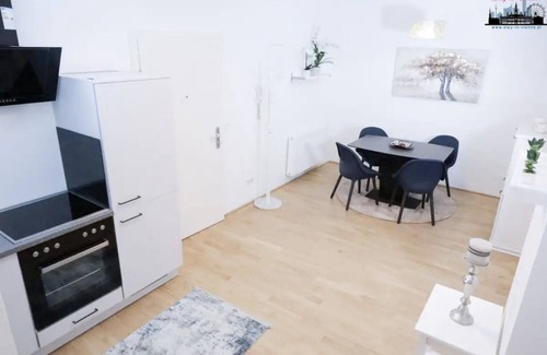 Favoriten Apartment | Elegant Flat | BG7