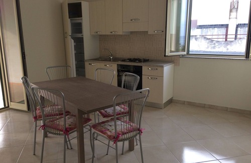Torregrotta Apartment | Elegant house by the sea with parking.