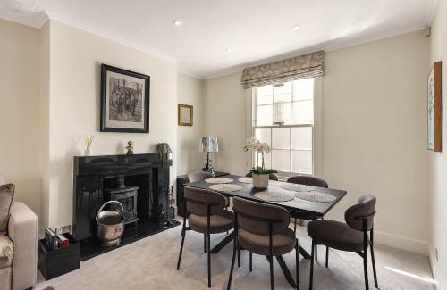 Brompton & Hans Town House | Elegant Knightsbridge Townhouse by Harrods