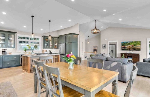 Orland House | Elegant lakefront home near Bar Harbor & Acadia with modern kitchen, lake views