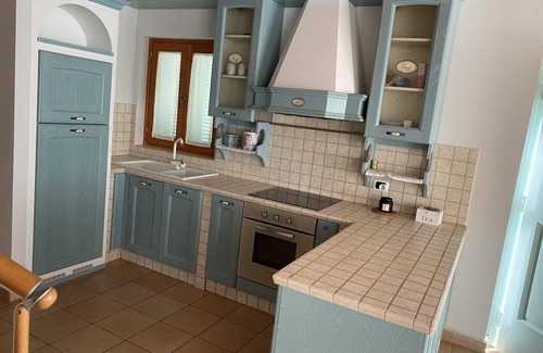 Anghiari House | Elegant lemon house in a typical Tuscan farmhouse.