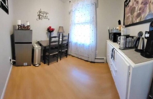 Deering Apartment | Elegant Lodging in the Woods ~ Privacy & Comfort! Your Home Away from Home!