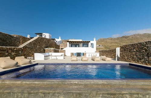 Panormos Villa | Elegant Mykonos Villa Private Pool Villa Atmos 3 Bedrooms Sea View Panormos