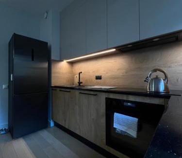 Kipsala Apartment | Elegant Riverside Flat