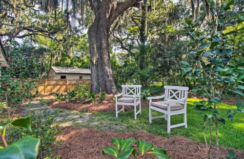 Montgomery Apartment | Elegant Savannah Hideaway with Private Garden