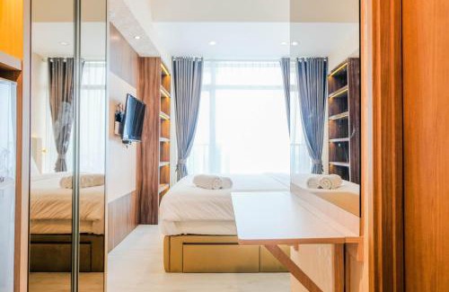 Cikokol Apartment | Elegant Studio Apartment at Tree Park City Cikokol By Travelio